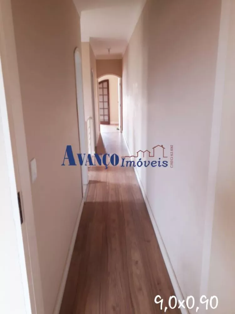 Casa à venda com 3 quartos, 185m² - Foto 3