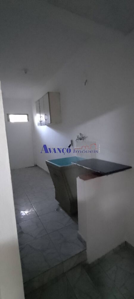 Casa para alugar com 1 quarto, 50m² - Foto 10