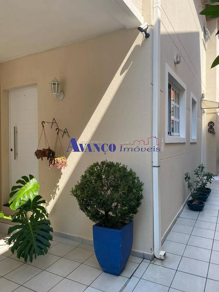 Casa à venda com 3 quartos, 140m² - Foto 4