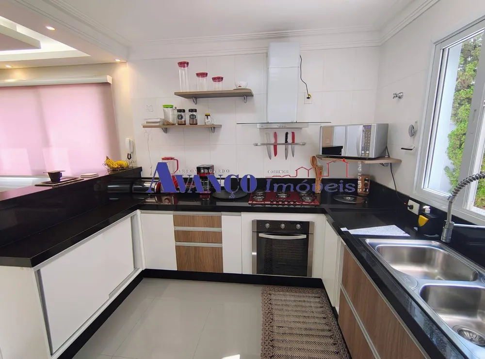 Casa, 3 quartos, 270 m² - Foto 3