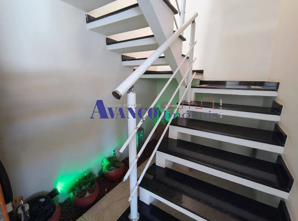 Casa, 3 quartos, 270 m² - Foto 2