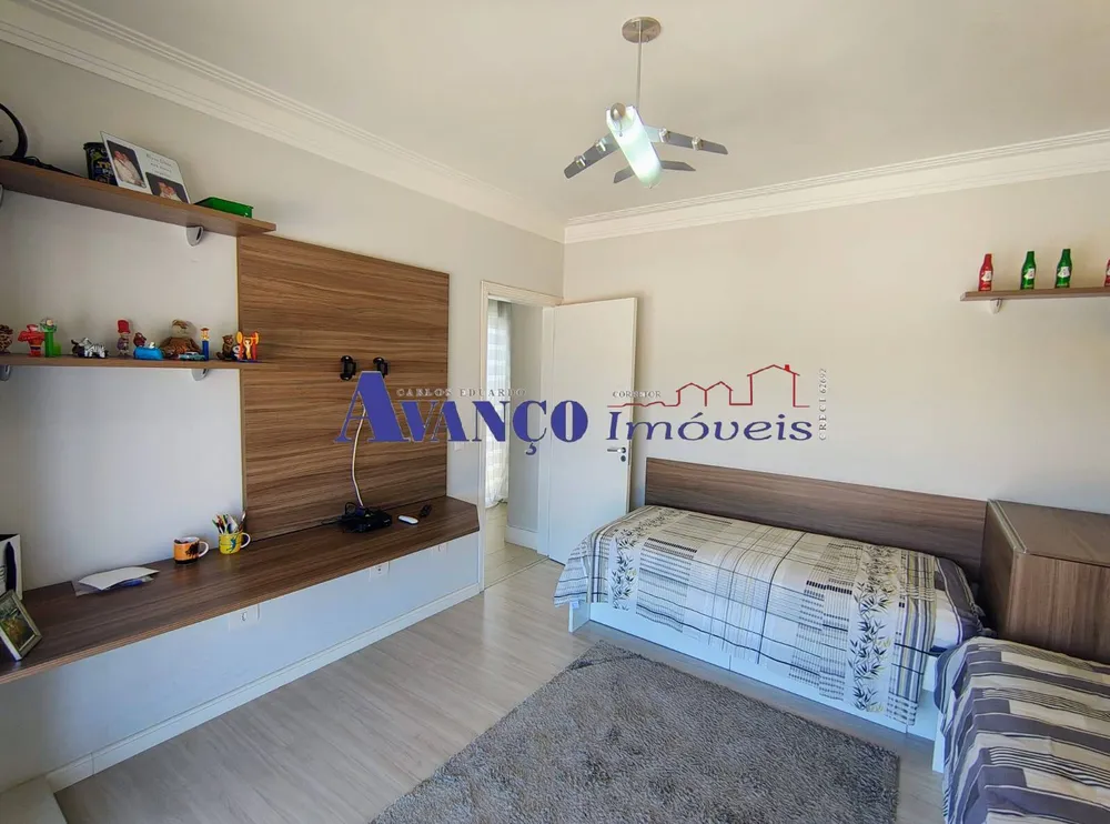 Casa, 3 quartos, 270 m² - Foto 8