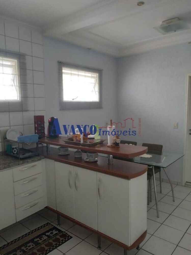 Casa, 3 quartos, 148 m² - Foto 1