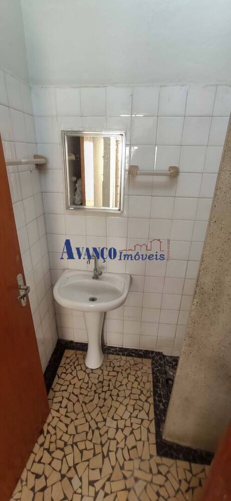 Casa à venda com 2 quartos, 75m² - Foto 3