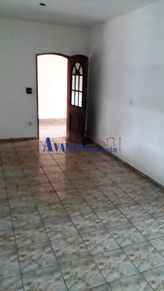 Casa à venda com 3 quartos, 185m² - Foto 3