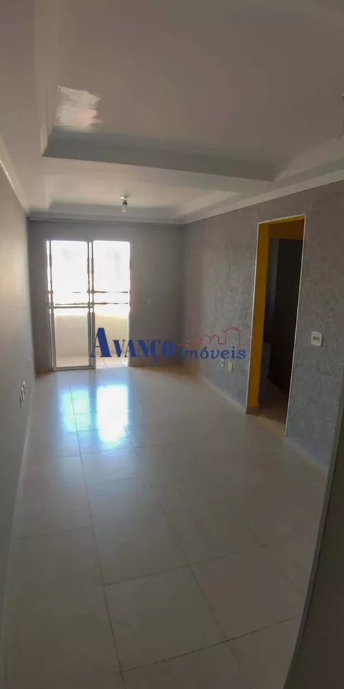 Apartamento à venda com 2 quartos, 65m² - Foto 2