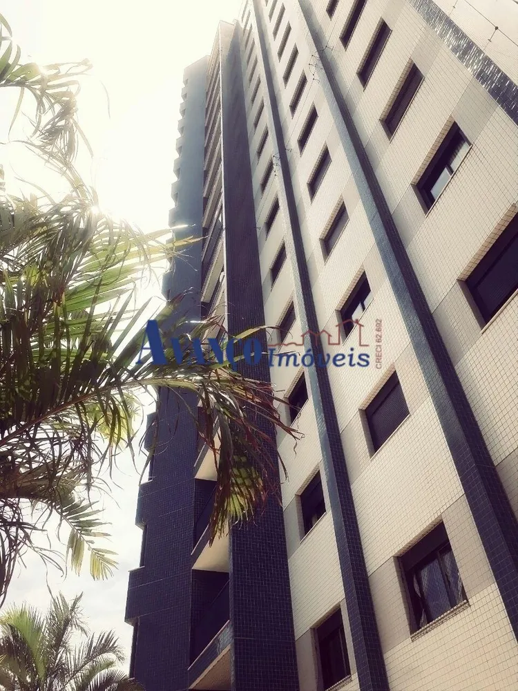 Apartamento, 3 quartos, 173 m² - Foto 2