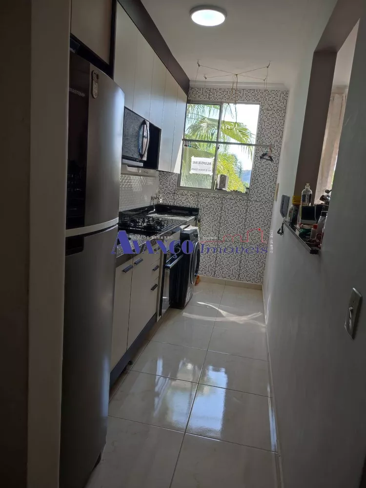 Apartamento para alugar com 3 quartos, 65m² - Foto 4