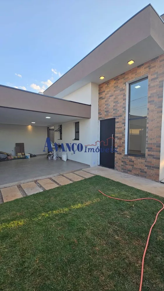 Casa à venda com 3 quartos, 165m² - Foto 3