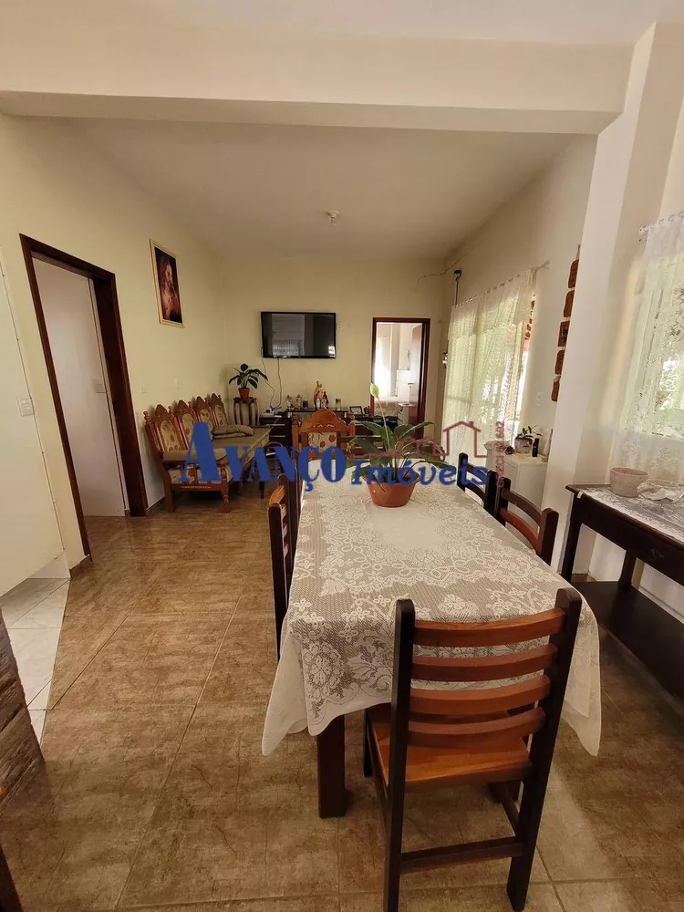 Fazenda à venda com 3 quartos, 200m² - Foto 4