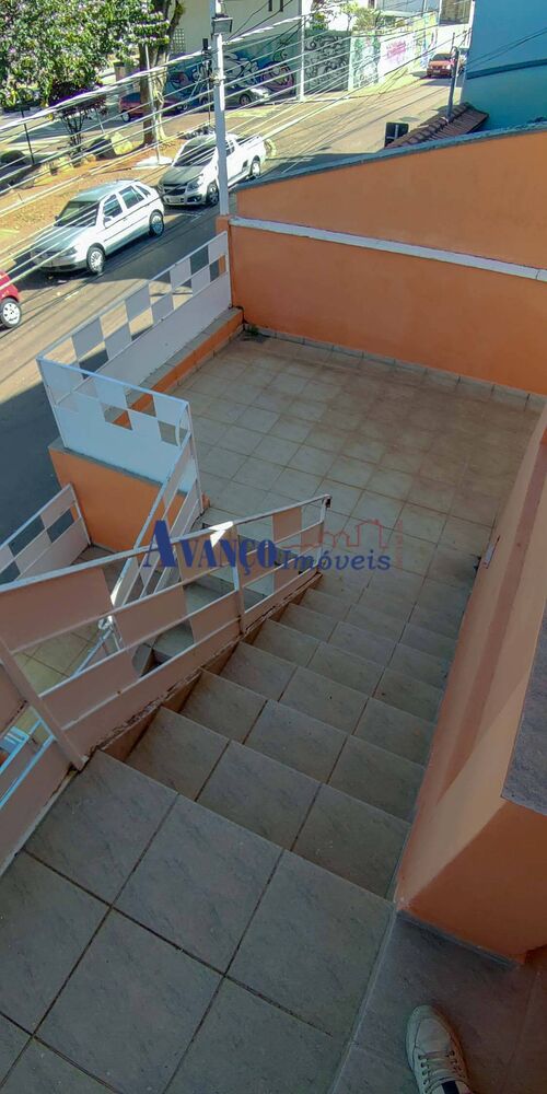 Casa, 3 quartos, 262 m² - Foto 1