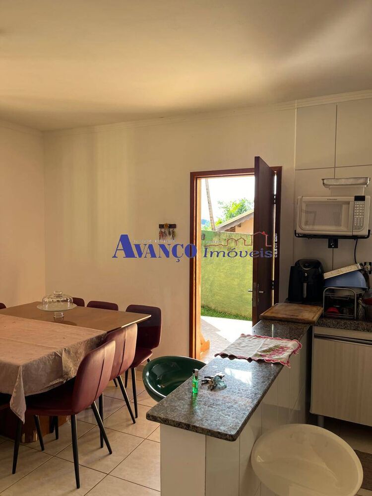 Chácara à venda com 3 quartos, 295m² - Foto 12