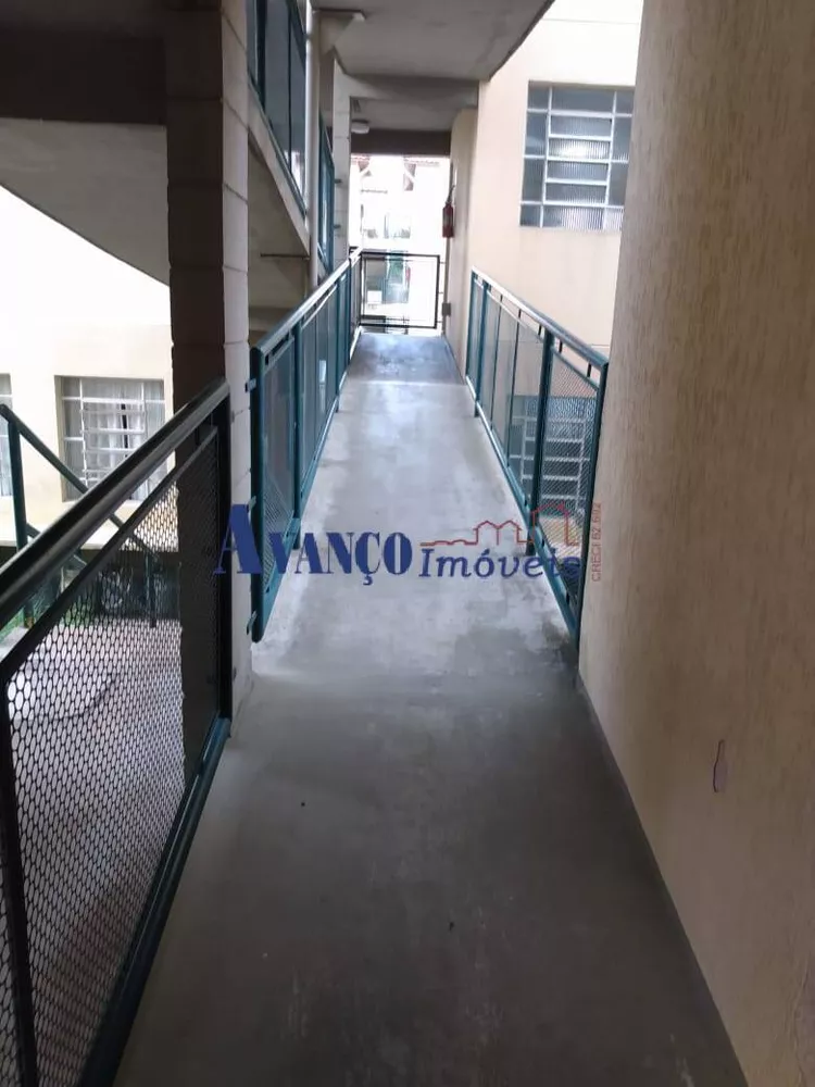 Apartamento à venda com 2 quartos, 50m² - Foto 4