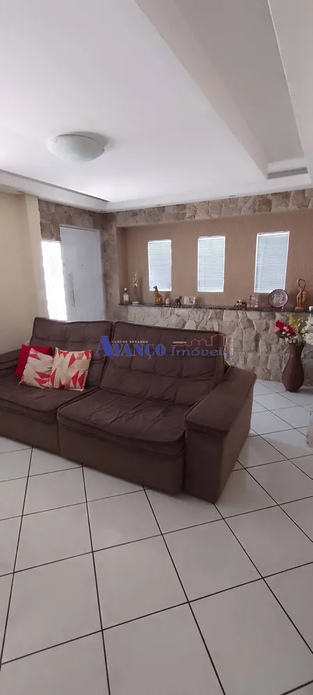 Casa, 3 quartos, 144 m² - Foto 2