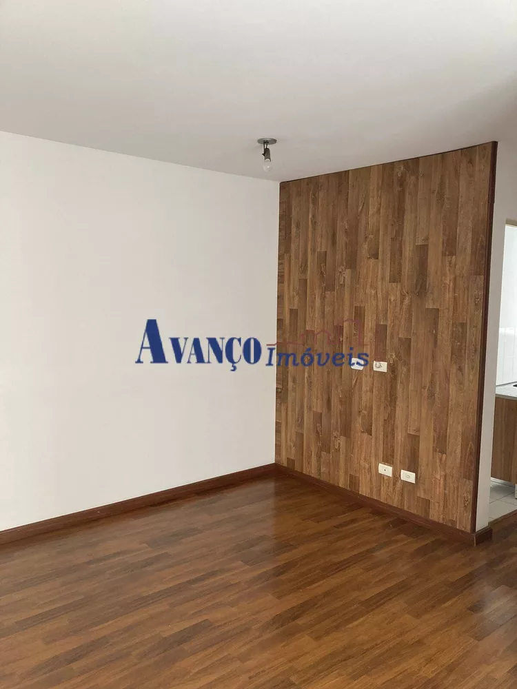 Apartamento à venda com 2 quartos, 60m² - Foto 2