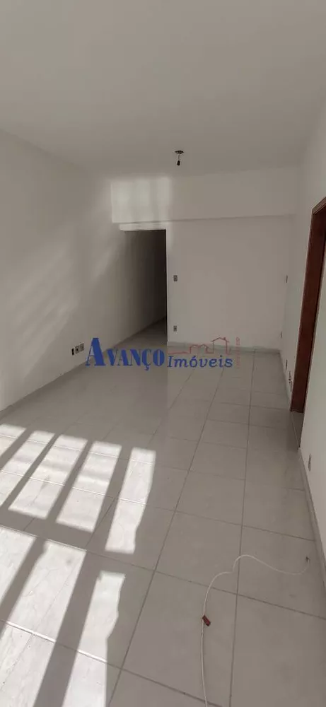 Apartamento à venda com 2 quartos, 120m² - Foto 4