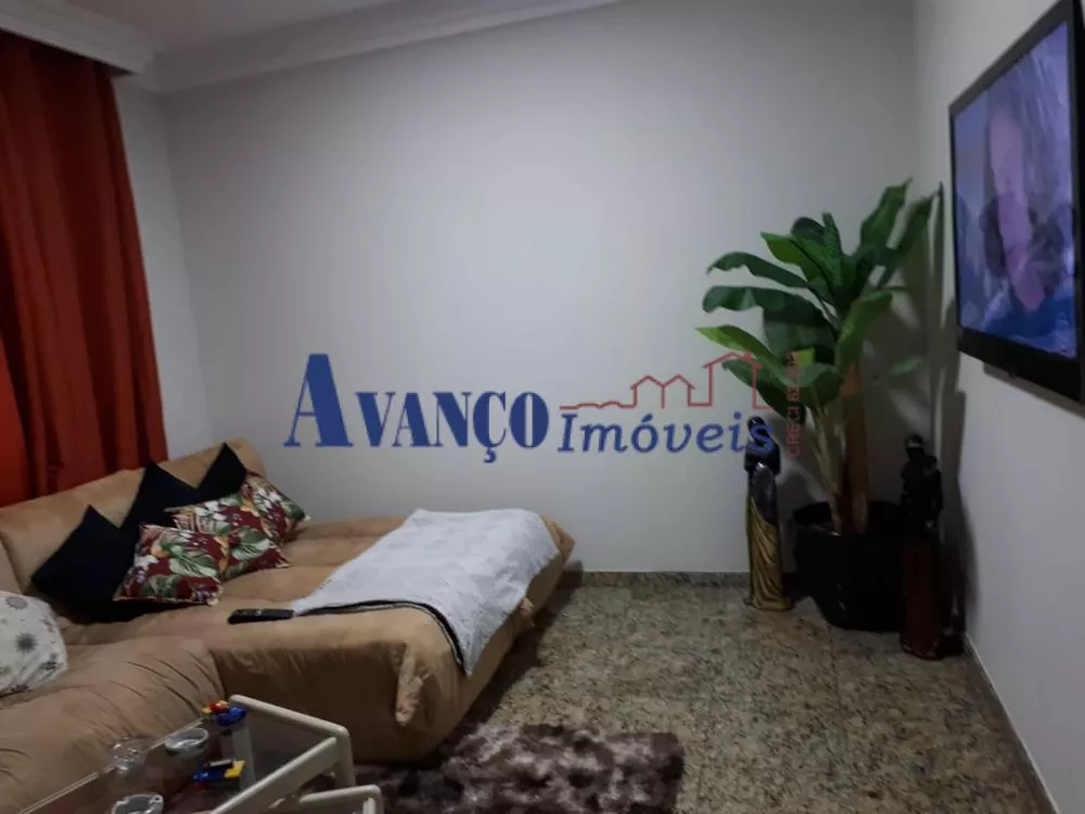 Apartamento à venda com 4 quartos, 198m² - Foto 2