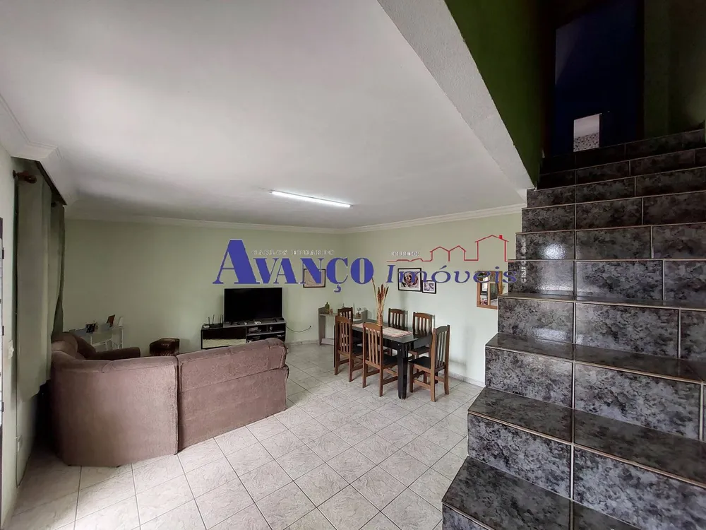 Casa, 3 quartos, 264 m² - Foto 6