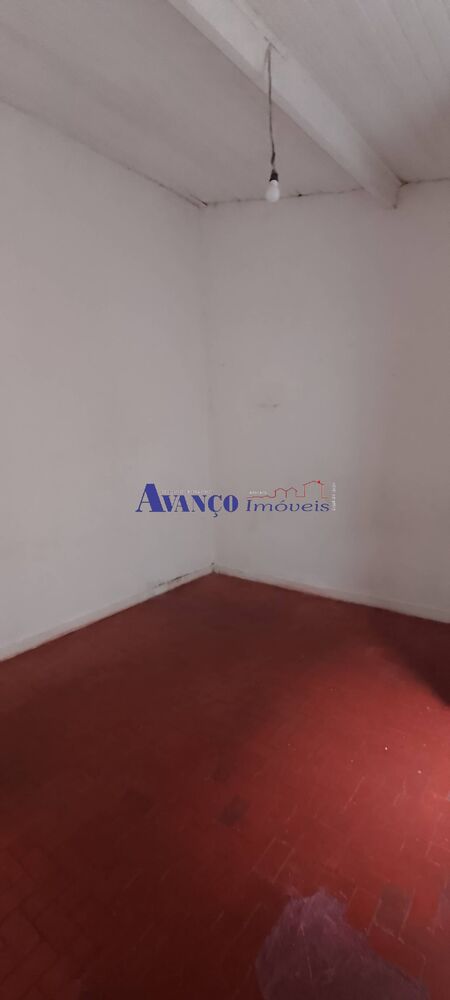 Casa à venda com 4 quartos, 160m² - Foto 7