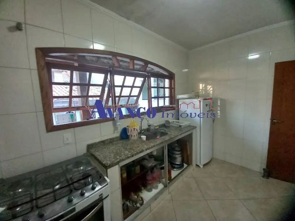 Casa, 5 quartos, 302 m² - Foto 3