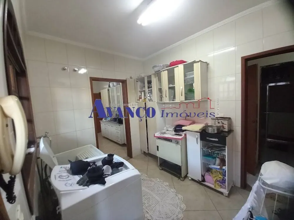 Casa, 5 quartos, 302 m² - Foto 4