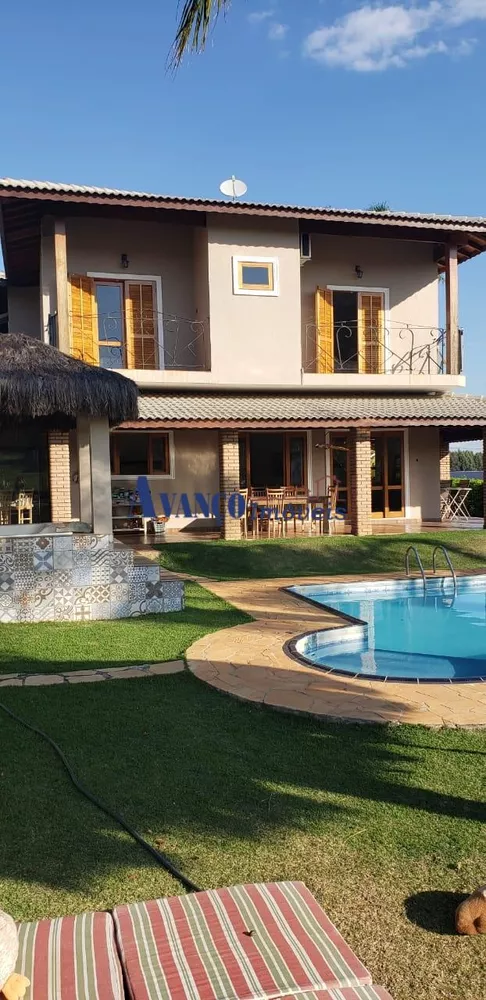 Casa de Condomínio à venda com 3 quartos, 360m² - Foto 1