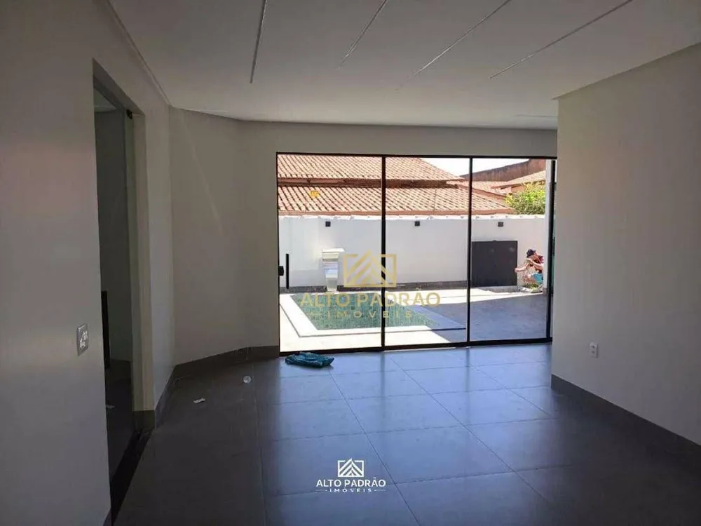 Casa, 3 quartos, 202 m² - Foto 2