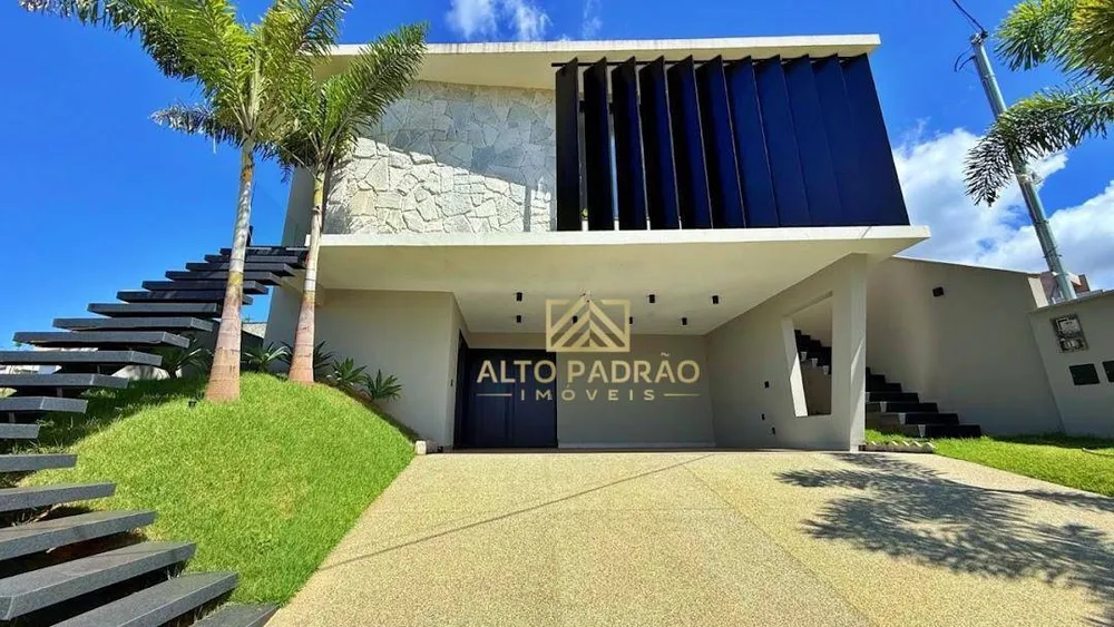 Casa, 4 quartos, 241 m² - Foto 2