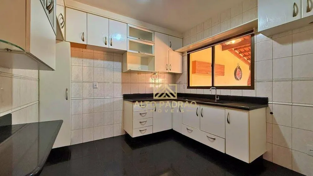 Casa, 3 quartos, 145 m² - Foto 3