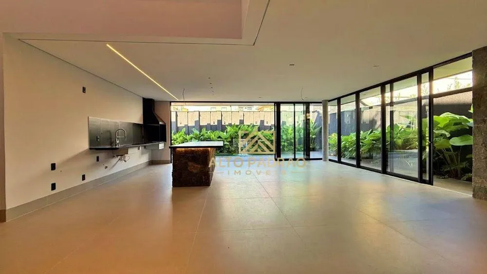 Casa, 4 quartos, 281 m² - Foto 2