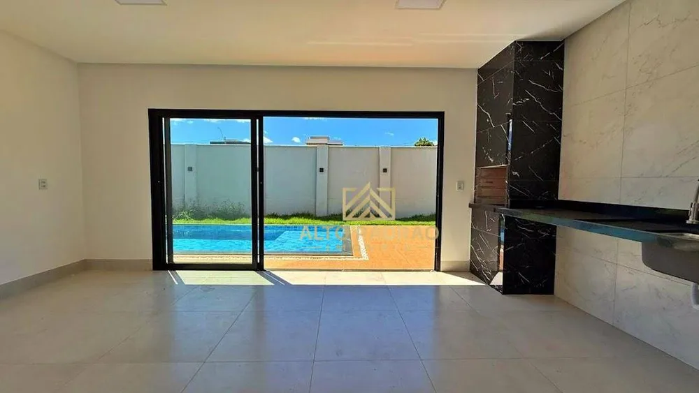 Casa, 4 quartos, 199 m² - Foto 2
