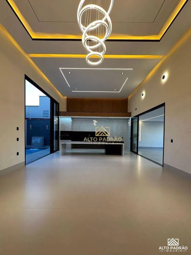 Casa, 3 quartos, 238 m² - Foto 3