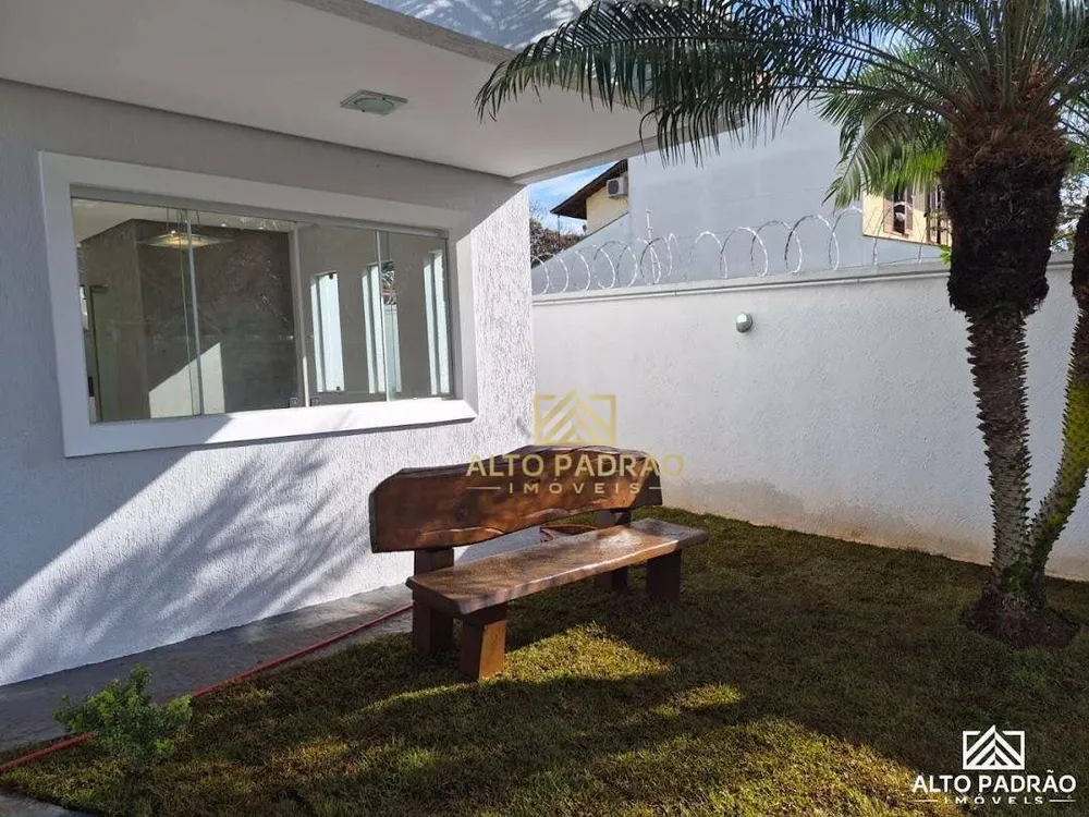 Casa, 3 quartos, 251 m² - Foto 3