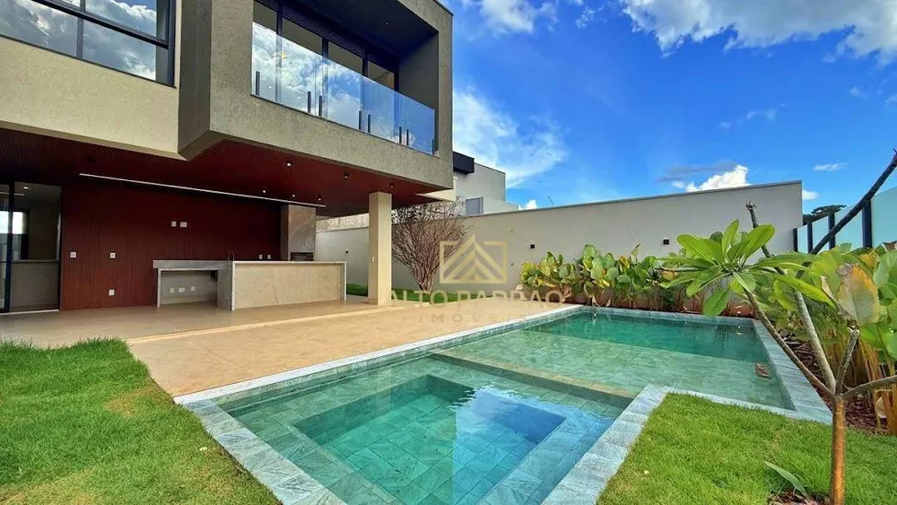 Casa, 4 quartos, 369 m² - Foto 1