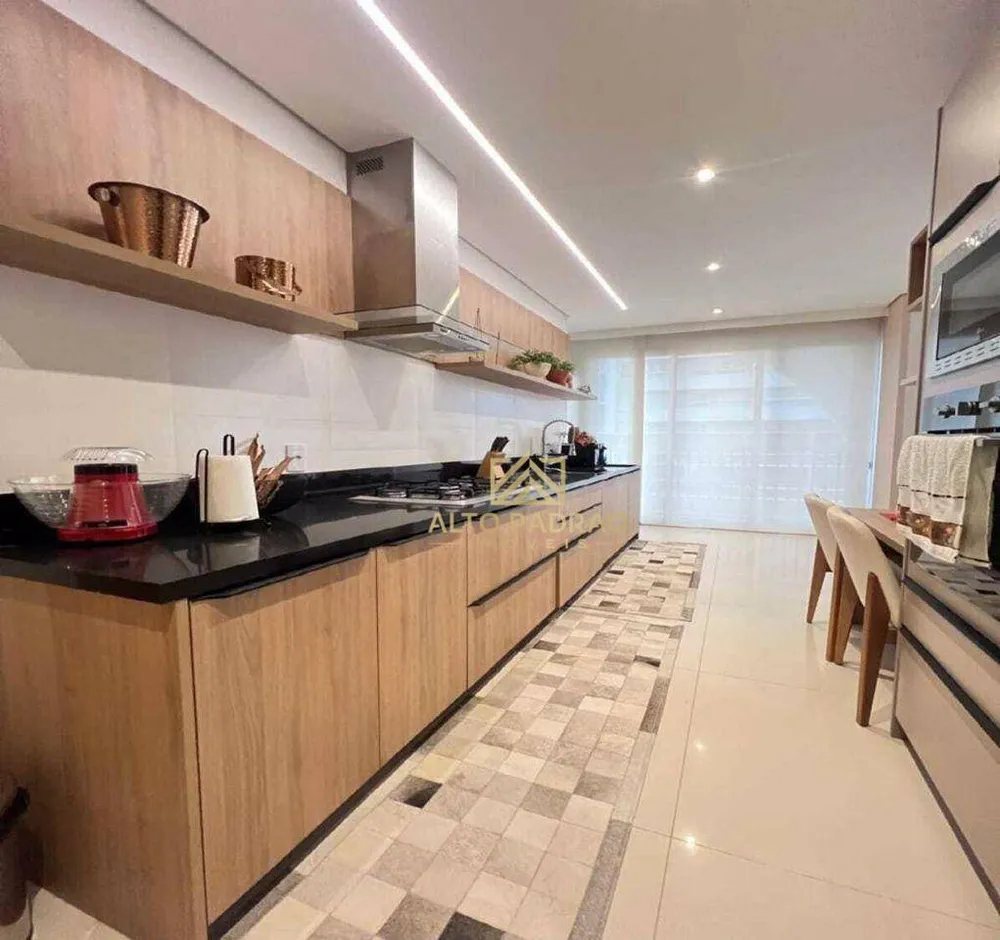 Apartamento, 3 quartos, 157 m² - Foto 2