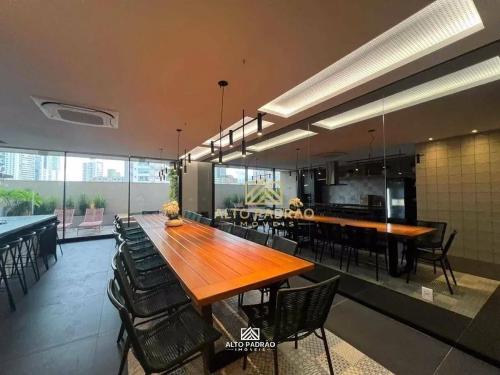 Apartamento, 3 quartos, 186 m² - Foto 1