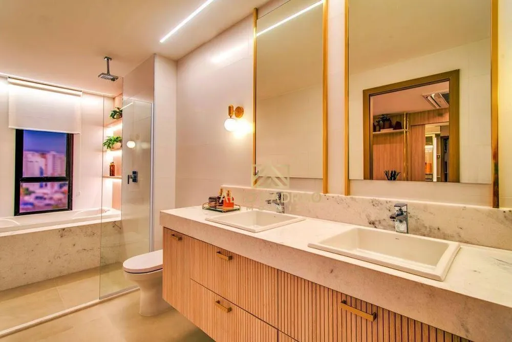 Apartamento, 3 quartos, 152 m² - Foto 1