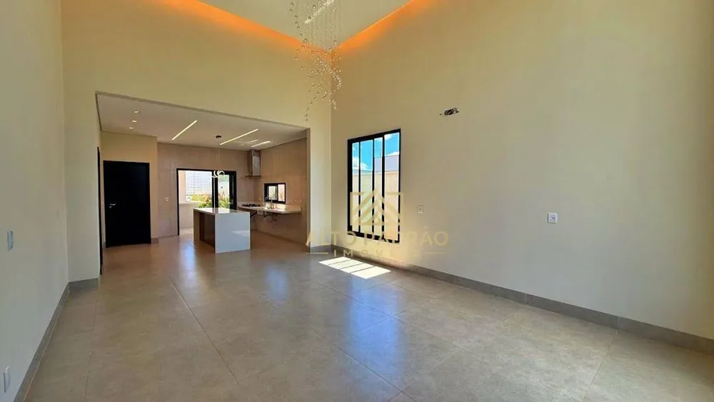 Casa, 3 quartos, 180 m² - Foto 2