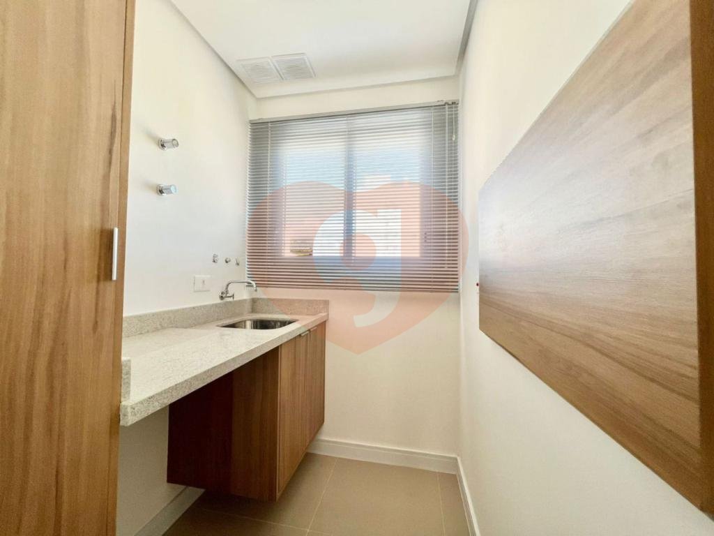 Apartamento à venda com 4 quartos, 168m² - Foto 5