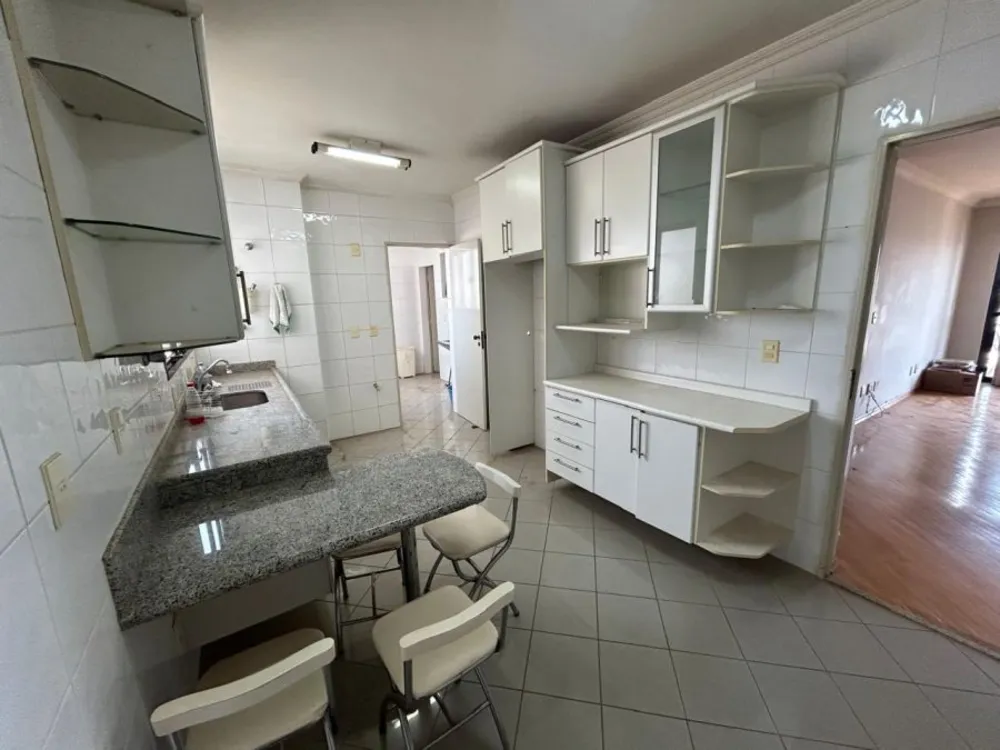 Apartamento, 3 quartos, 190 m² - Foto 4