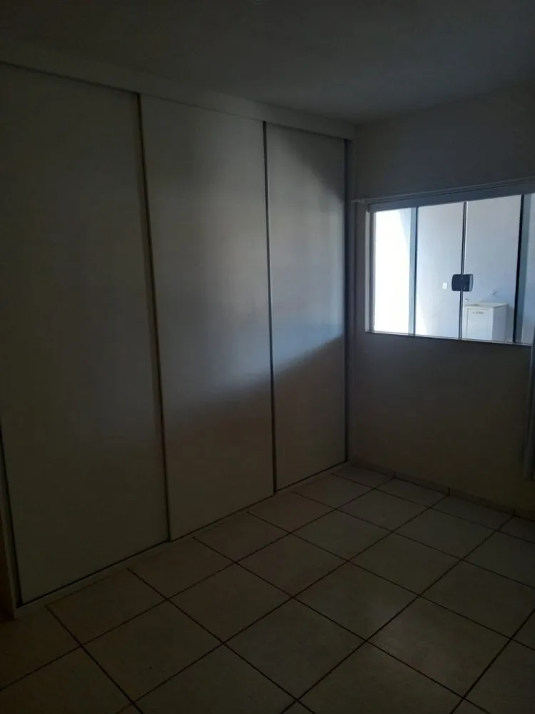 Casa, 3 quartos, 250 m² - Foto 2