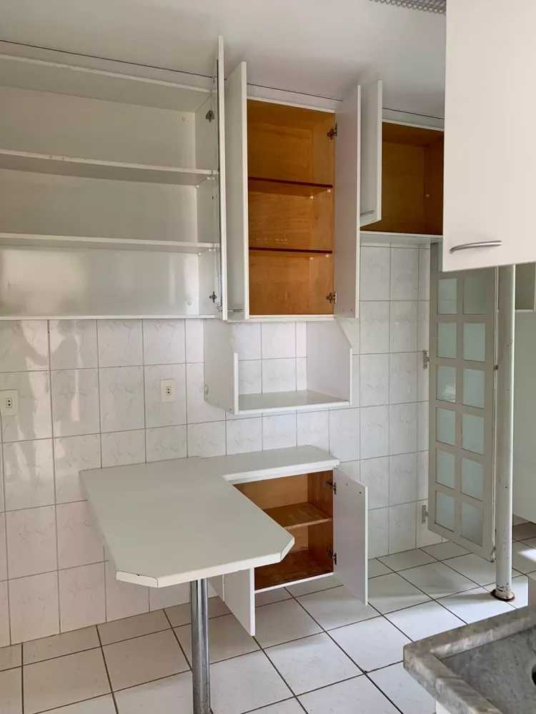 Apartamento à venda com 3 quartos, 70m² - Foto 4