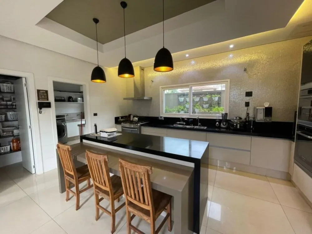 Casa, 4 quartos, 547 m² - Foto 1