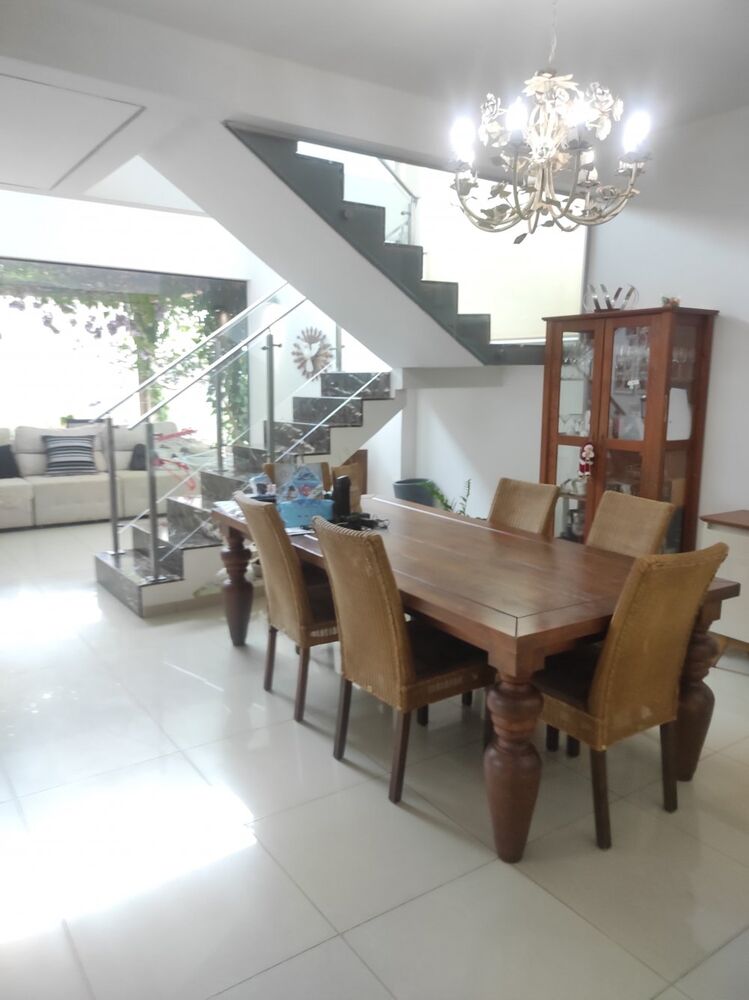 Casa de Condomínio à venda com 3 quartos, 220m² - Foto 5