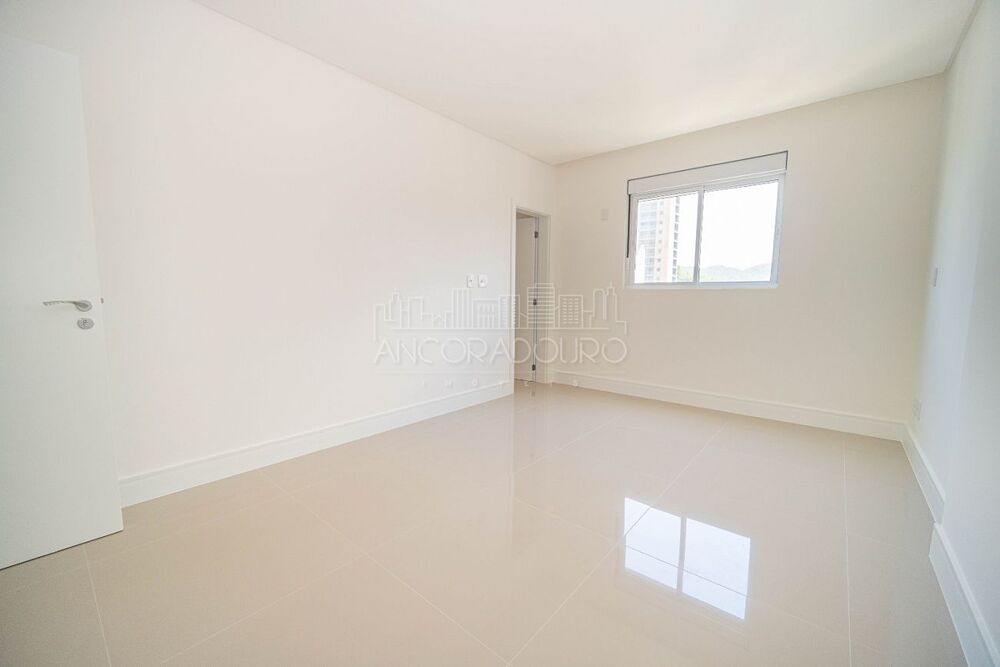 Apartamento à venda com 3 quartos, 115m² - Foto 24