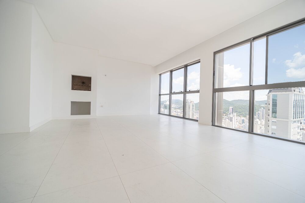 Apartamento à venda com 4 quartos, 165m² - Foto 13