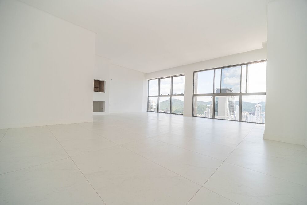 Apartamento à venda com 4 quartos, 165m² - Foto 14