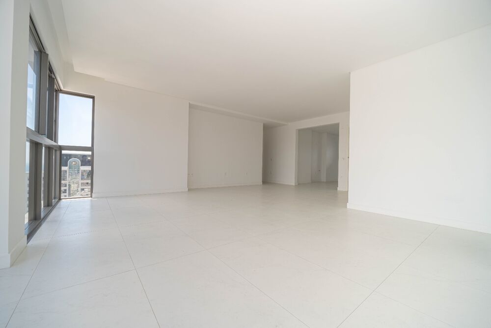 Apartamento à venda com 4 quartos, 165m² - Foto 17