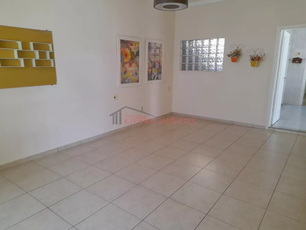 Casa, 3 quartos, 210 m² - Foto 3