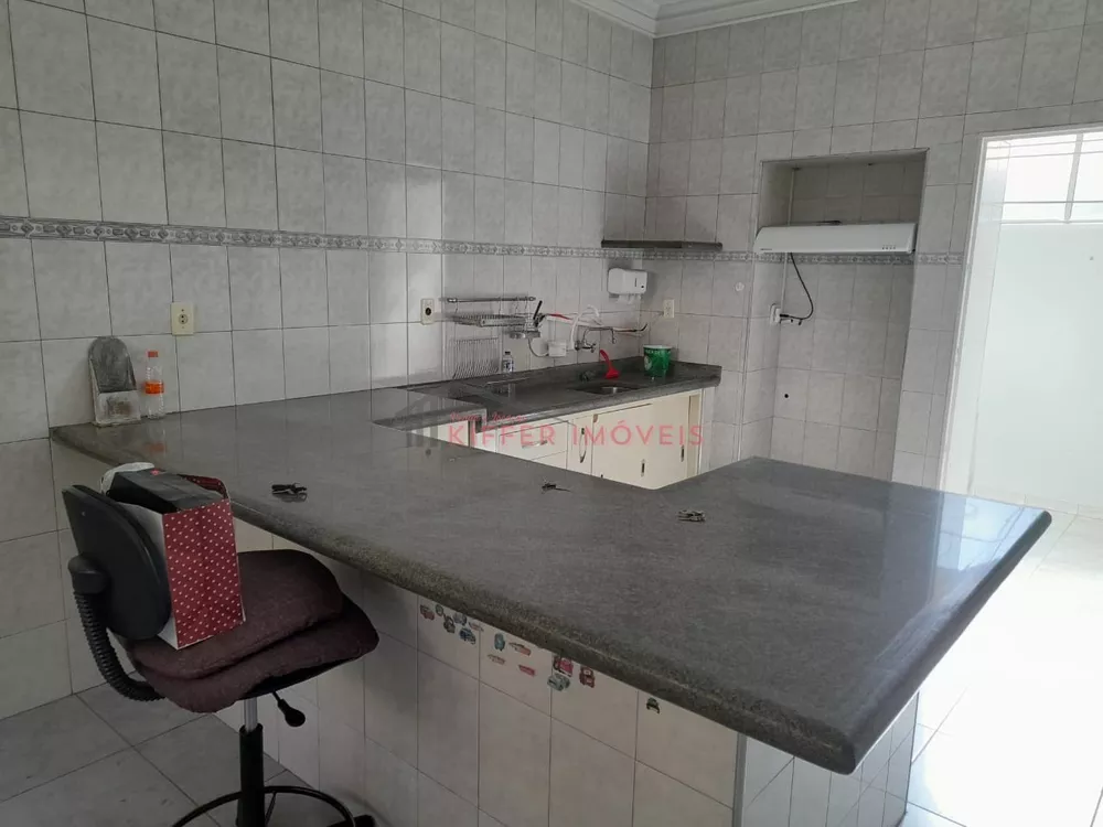 Casa, 3 quartos, 210 m² - Foto 4